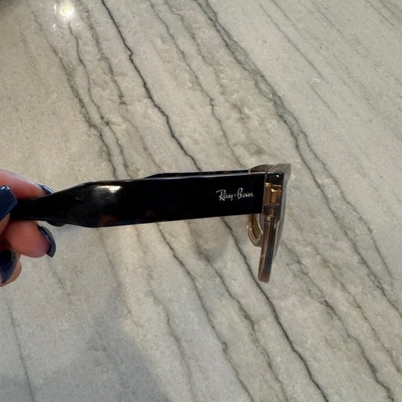 Ray-Ban Mega Hawkeye Polarized Sunglasses
Item# RB0298S - Picture 4 of 4